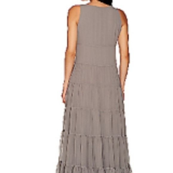 Gili Sleeveless Maxi Dress - Picture 5 of 7